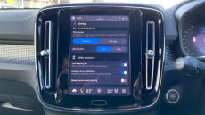 Volvo XC40 2.0 B3P Plus Dark 5dr Auto Petrol Estate